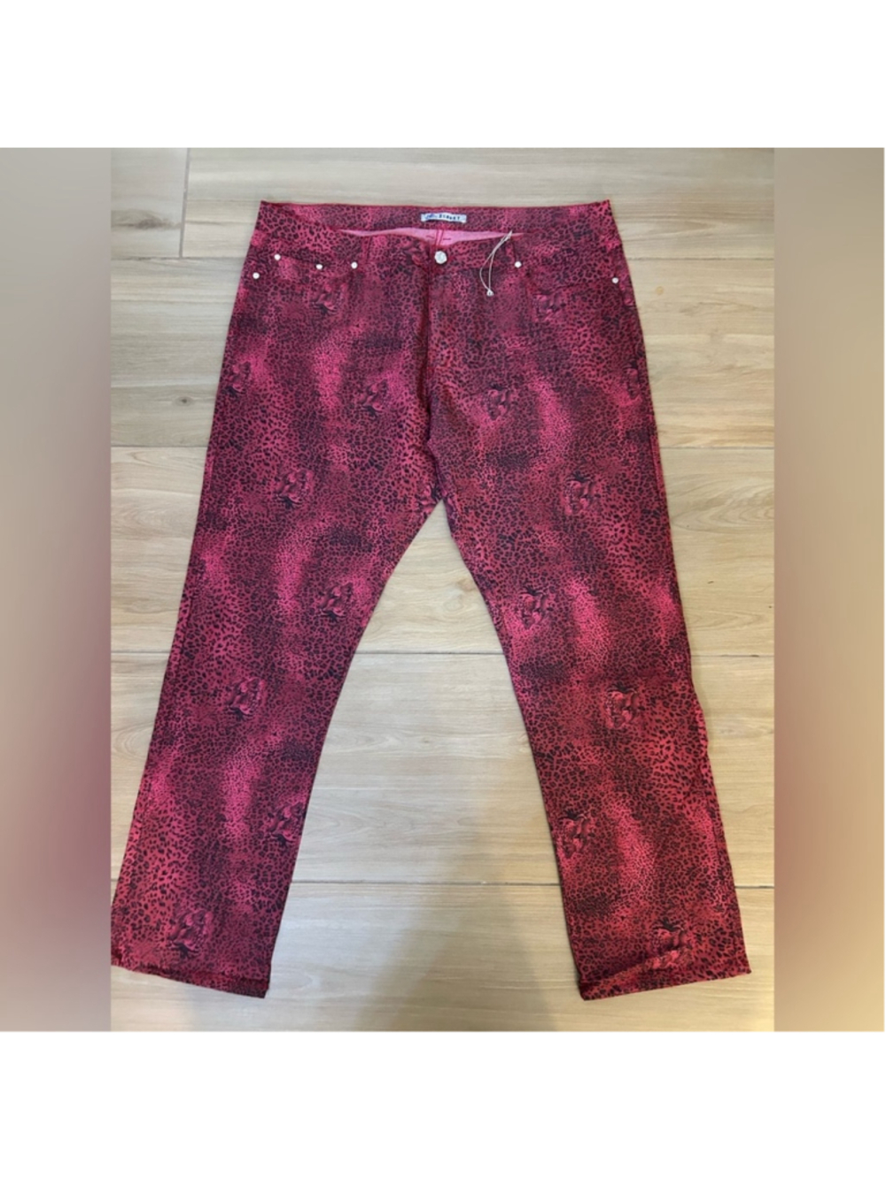 NEW EXOCET Skinny Stretch Colored Leopard Jeans Size 20 31” inseam